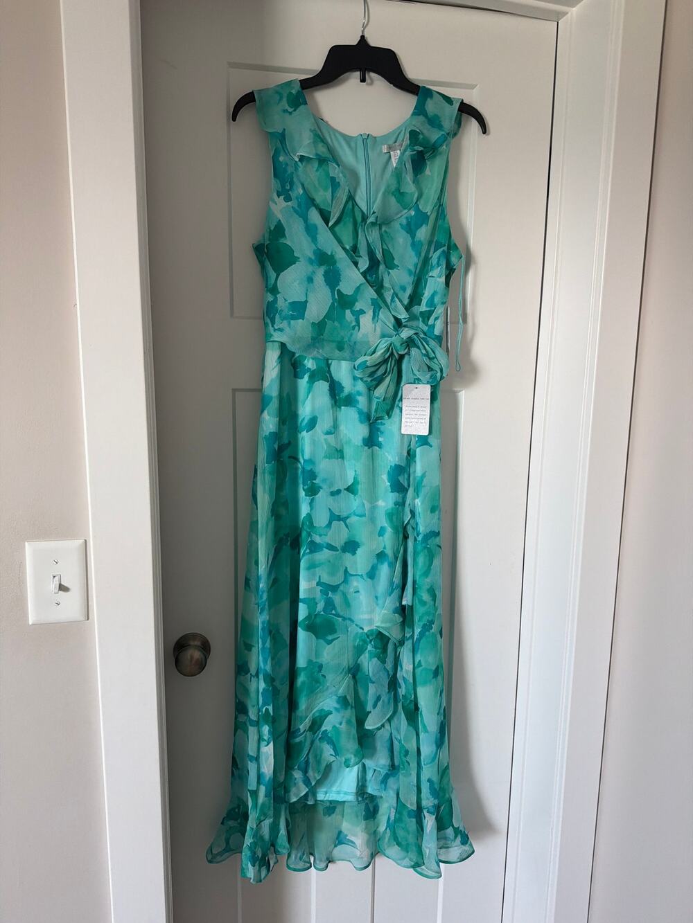 NWT Aqua London Times Dress